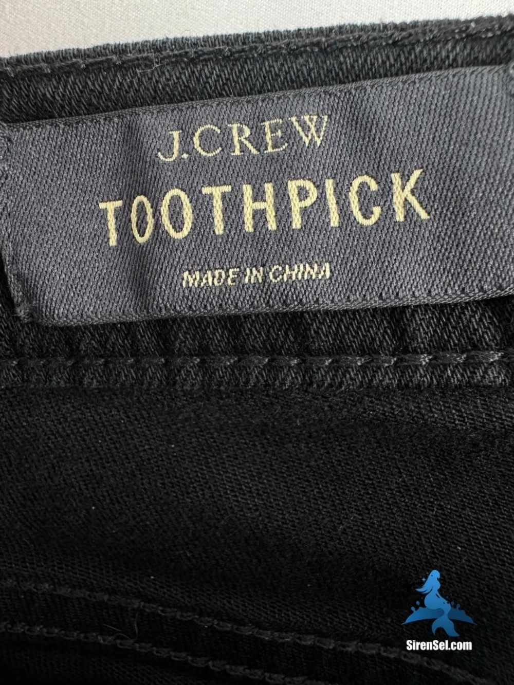 1140 J.Crew Toothpick Jeans - Size 27 - Black
